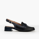 Mocasín destalonado con tacón bajo y adorno, con punta cuadrada Marino