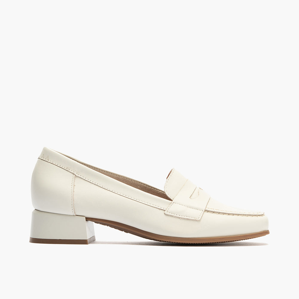 Mocasín con tacón bajo y antifaz, con punta cuadrada Glacial