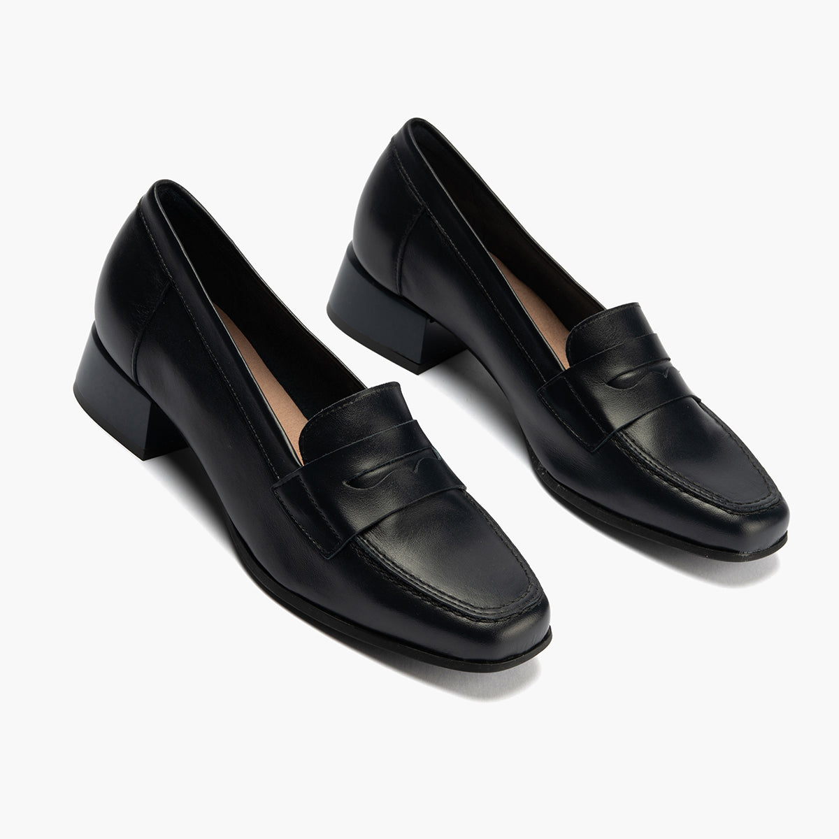 Mocasín con tacón bajo y antifaz, con punta cuadrada Marino
