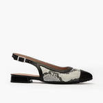 Bailarina destalonada con tacón bajo, punta fina y animal print Negro