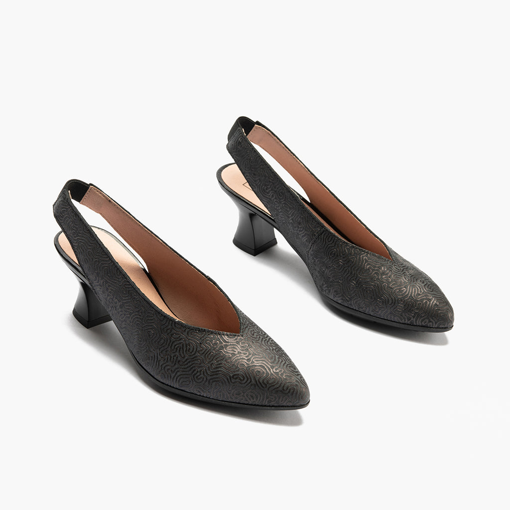 Zapato salón destalonado con tacón medio, en piel fantasía Negro