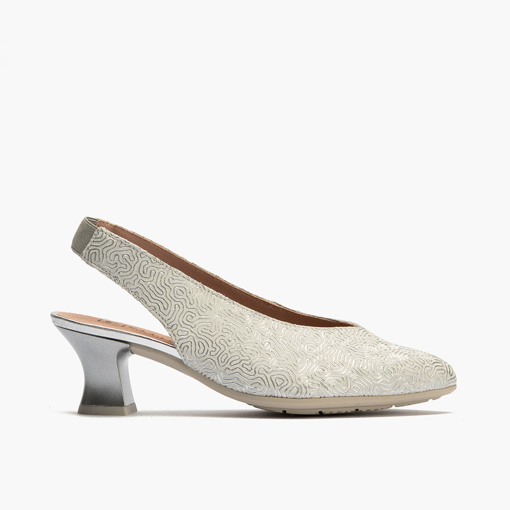 Zapato salón destalonado con tacón medio, en piel fantasía Plata