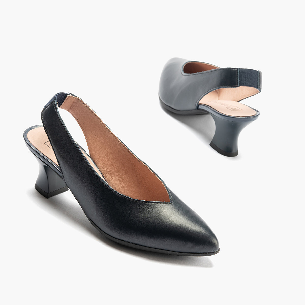 Zapato salón destalonado con tacón medio, en piel napa Marino