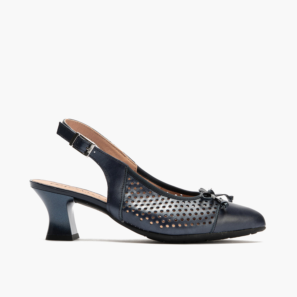 Zapato de salón con tacón medio, punta fina y pulsera Marino