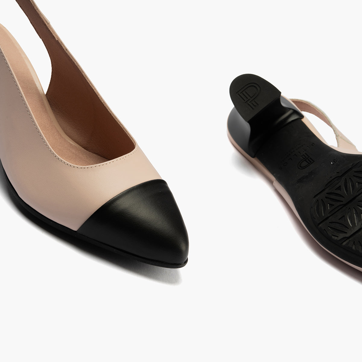 Zapato de salón destalonado con tacón medio y punta fina Negro-Nude