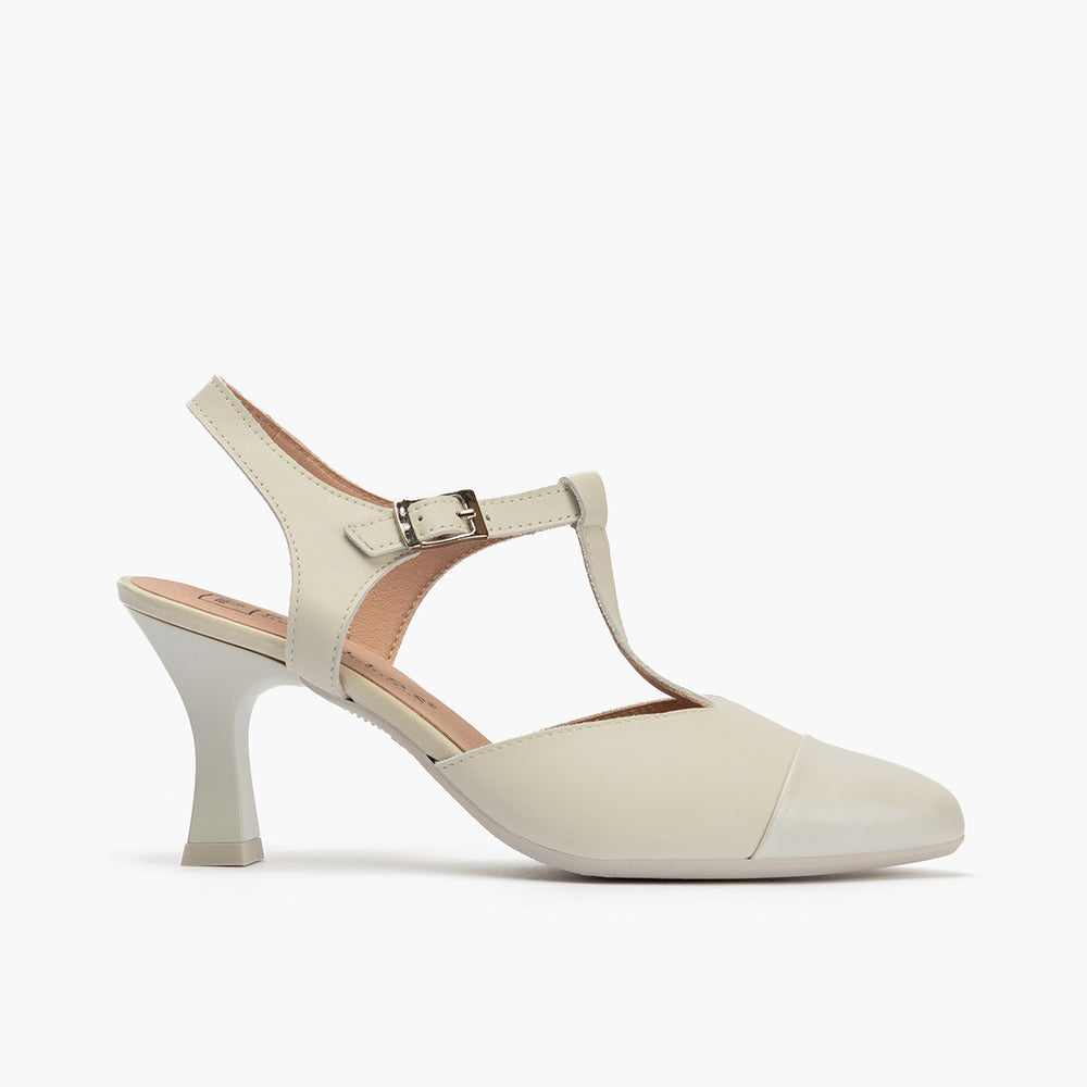 Zapato estilo Gilda con tacón alto y punta fina Glacial
