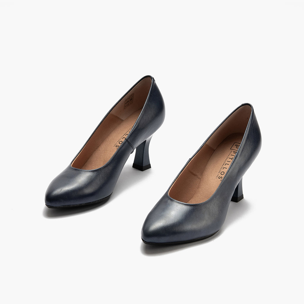 Zapato de salón con tacón alto y punta fina Marino