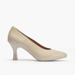 Zapato de salón con tacón alto y punta fina Oro