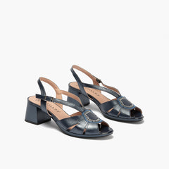 Sandalia con tacón medio y cruzados, con detalles metalizados Marino