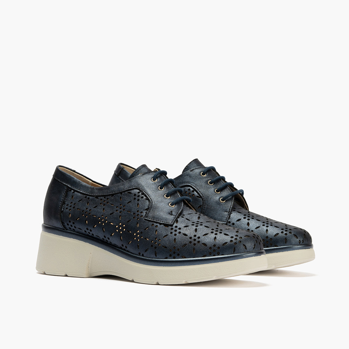 Blucher con cordones, cuña y piel fantasía Marino