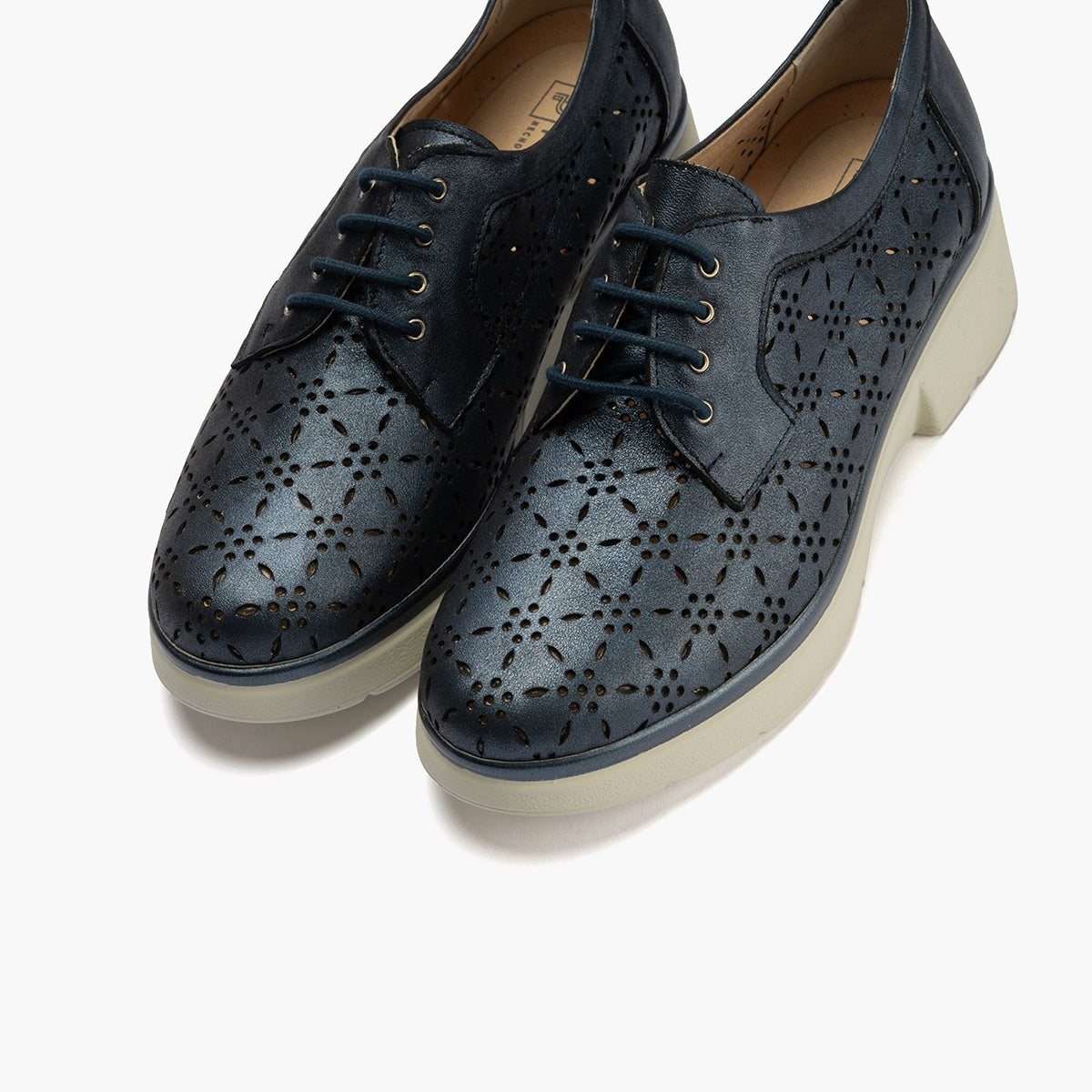 Blucher con cordones, cuña y piel fantasía Marino
