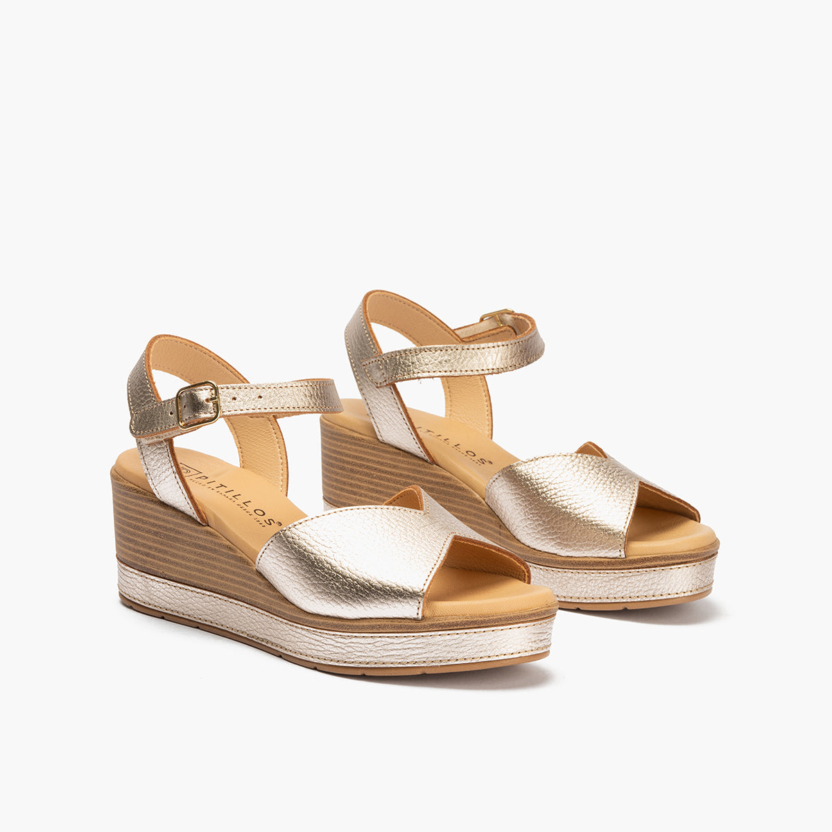 Sandalia con cuña alta, piel y pulsera Oro