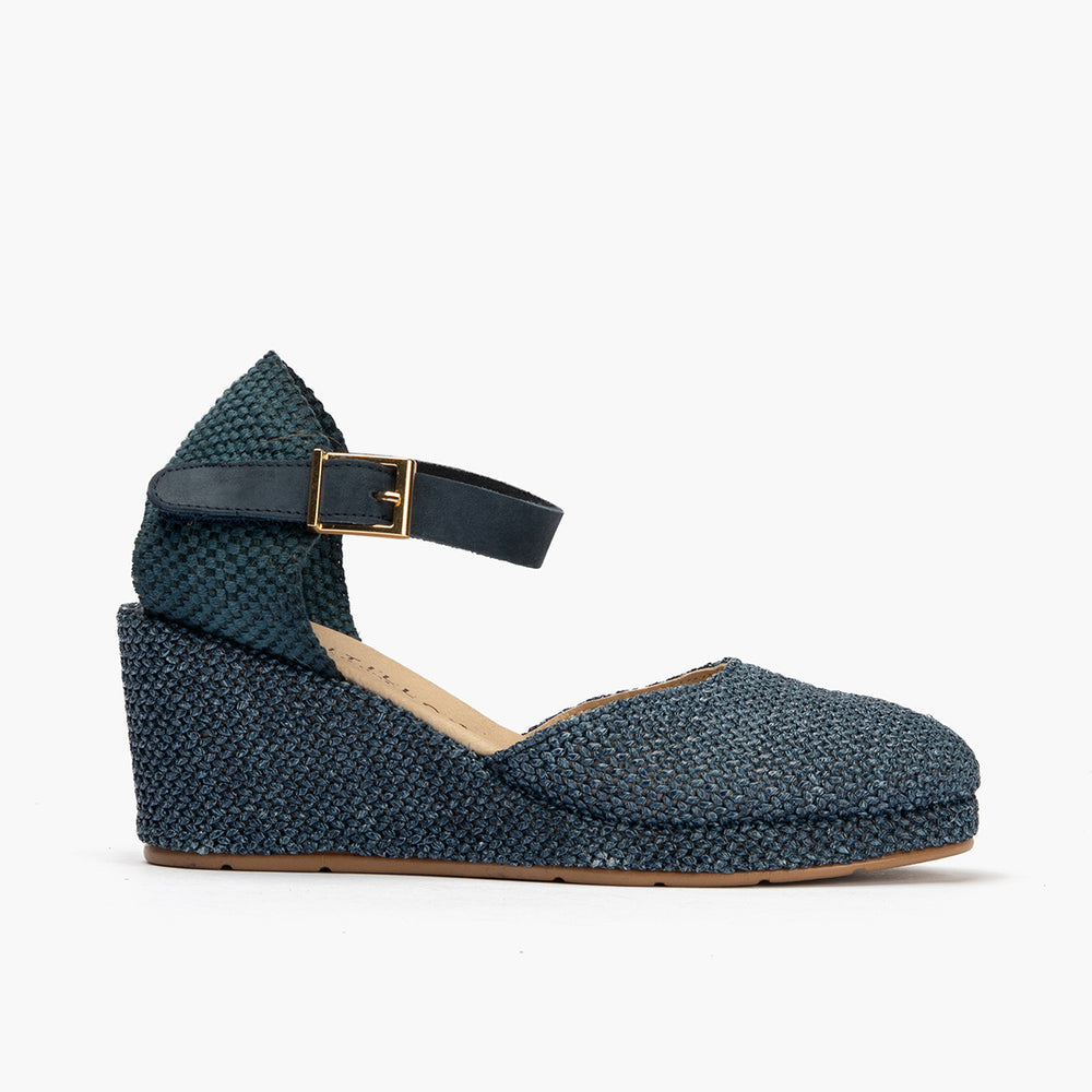 Sandalia estilo valenciana cuña alta con pulsera Marino