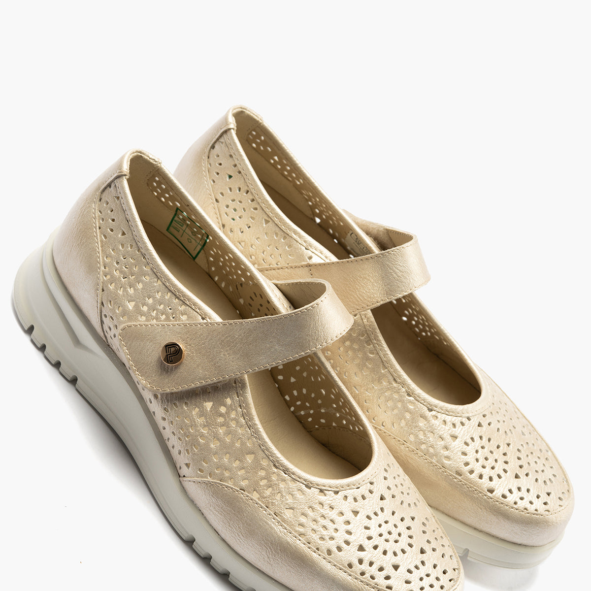 Zapato mercedes con velcro Oro