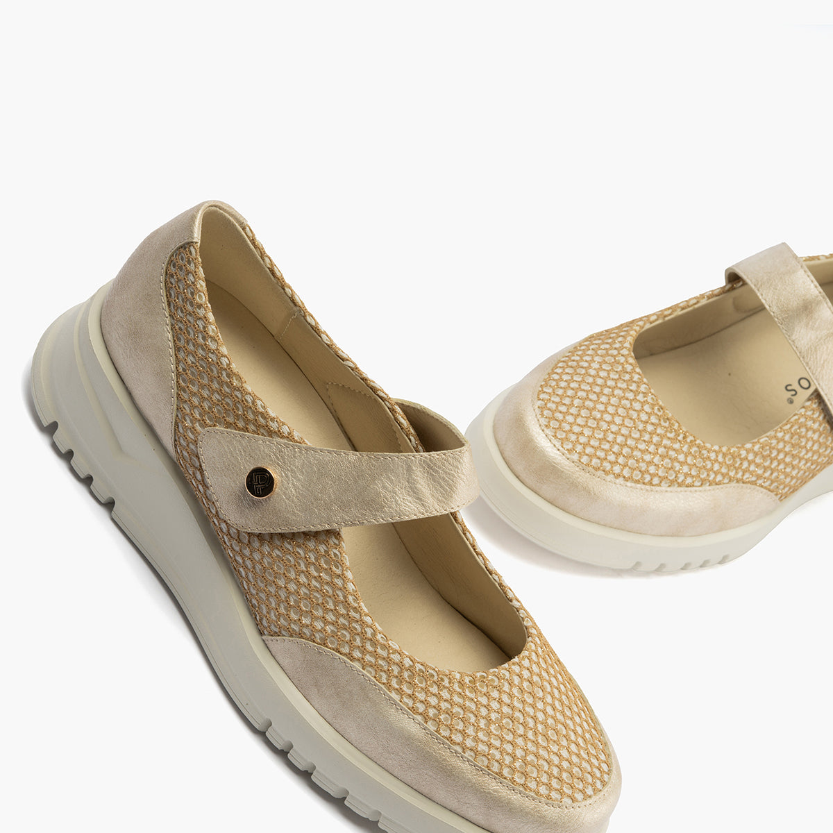 Mocasín con antifaz para mujer Oro