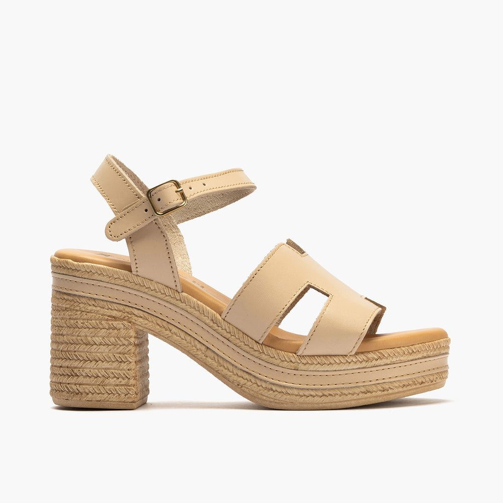 Sandalia con tacón alto en piel napa Crema