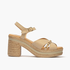 Sandalia con tacón alto en piel napa y detalles metalizados Crema