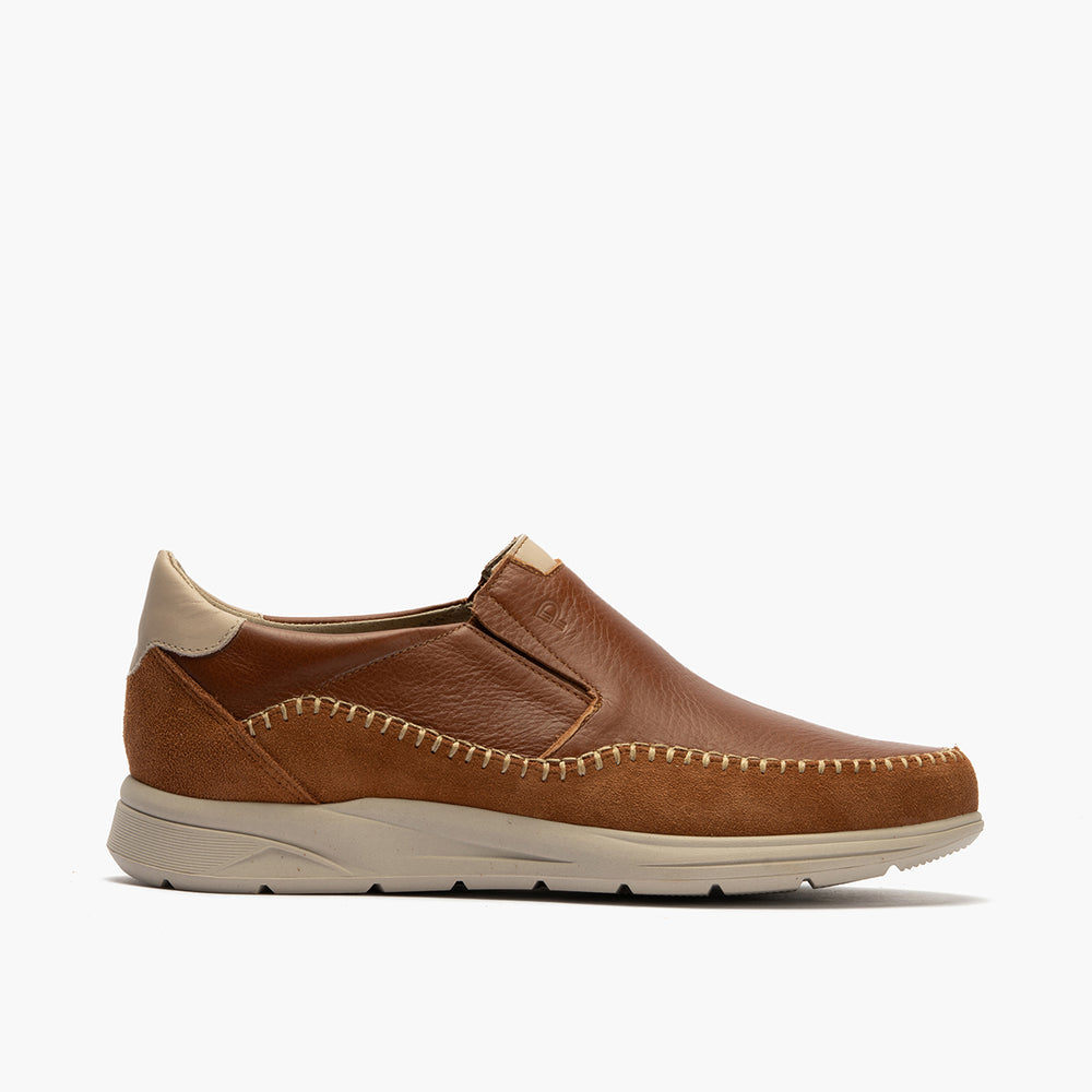 Zapato básico tipo slip-on para hombre Cuero