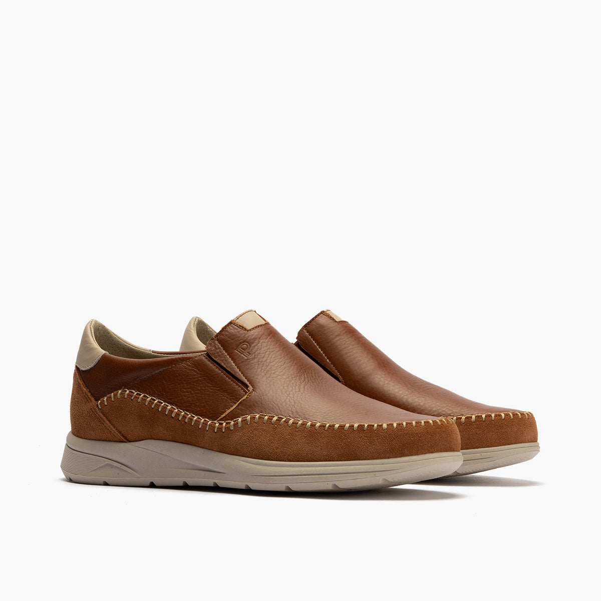 Zapato básico tipo slip-on para hombre Cuero