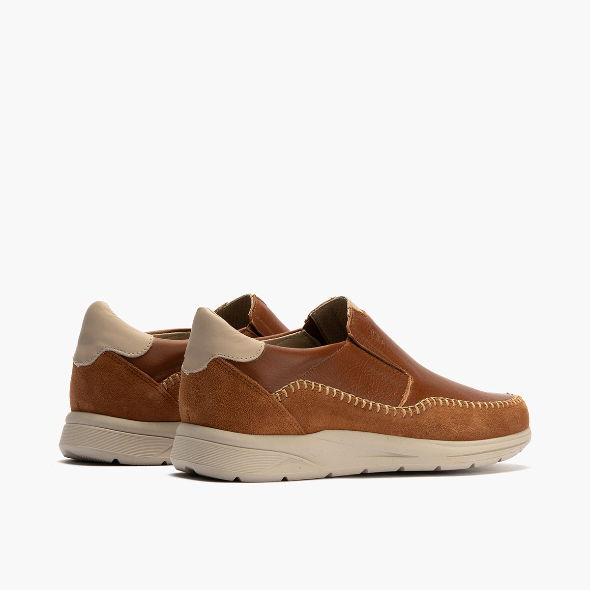 Zapato básico tipo slip-on para hombre Cuero