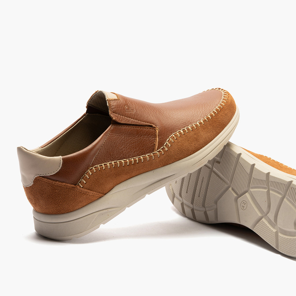 Zapato básico tipo slip-on para hombre Cuero