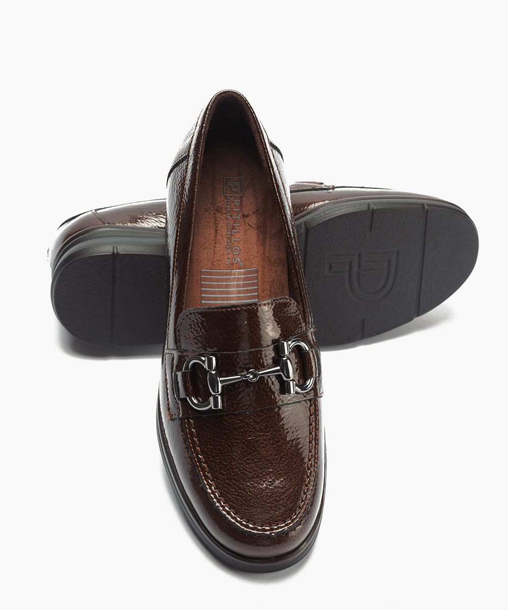 Mocasín en Charol con Adorno Marrón
