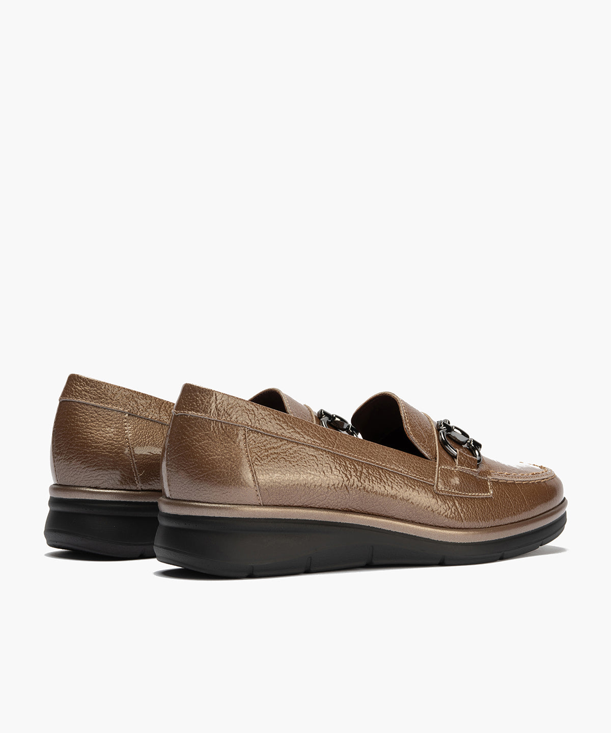 Mocasín en Charol con Adorno Topo
