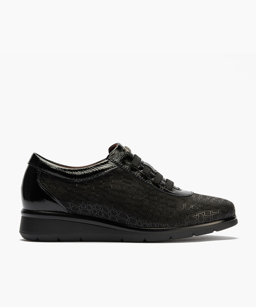 Deportivo con elásticos combinado lycra con charol Negro