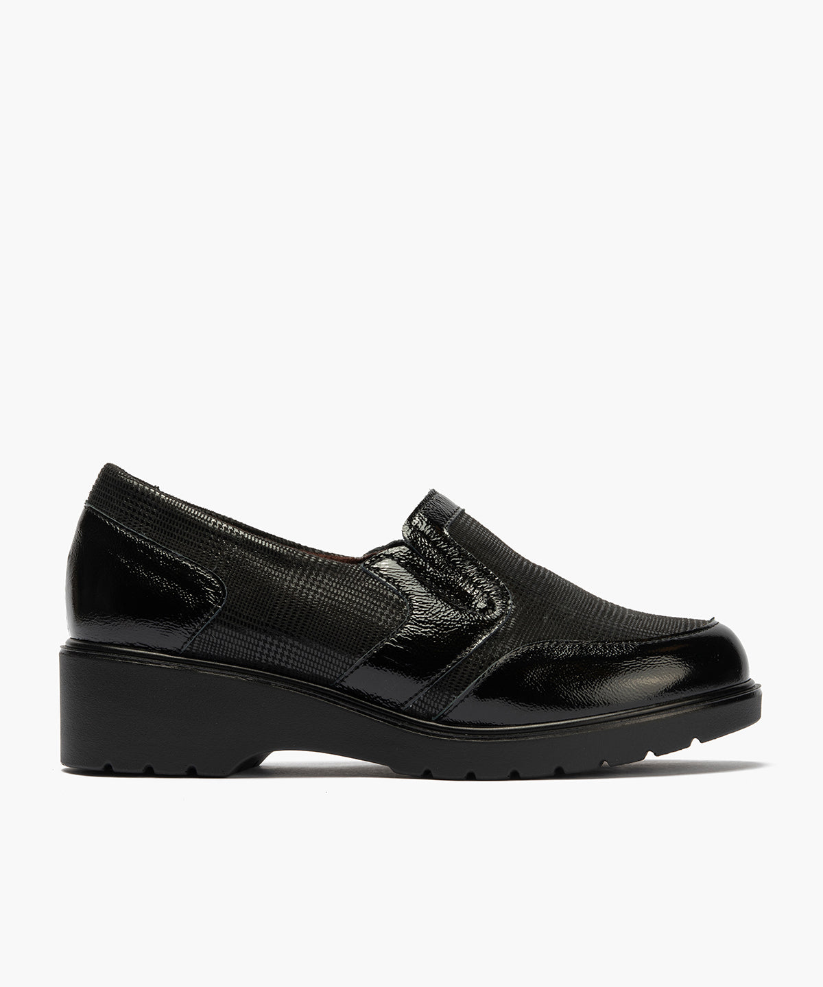 Manoletina con elásticos combinado charol con lycra Negro