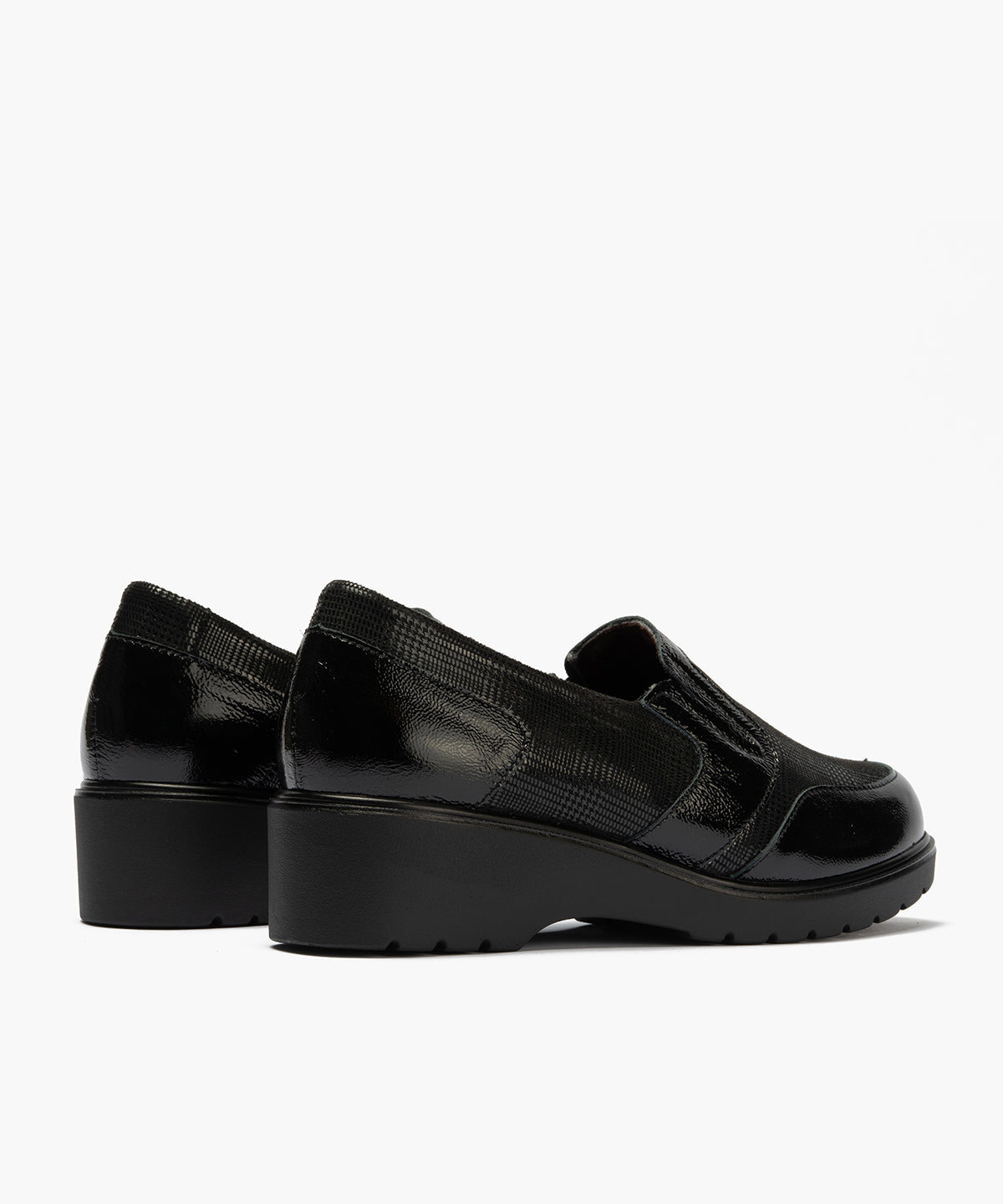 Manoletina con elásticos combinado charol con lycra Negro