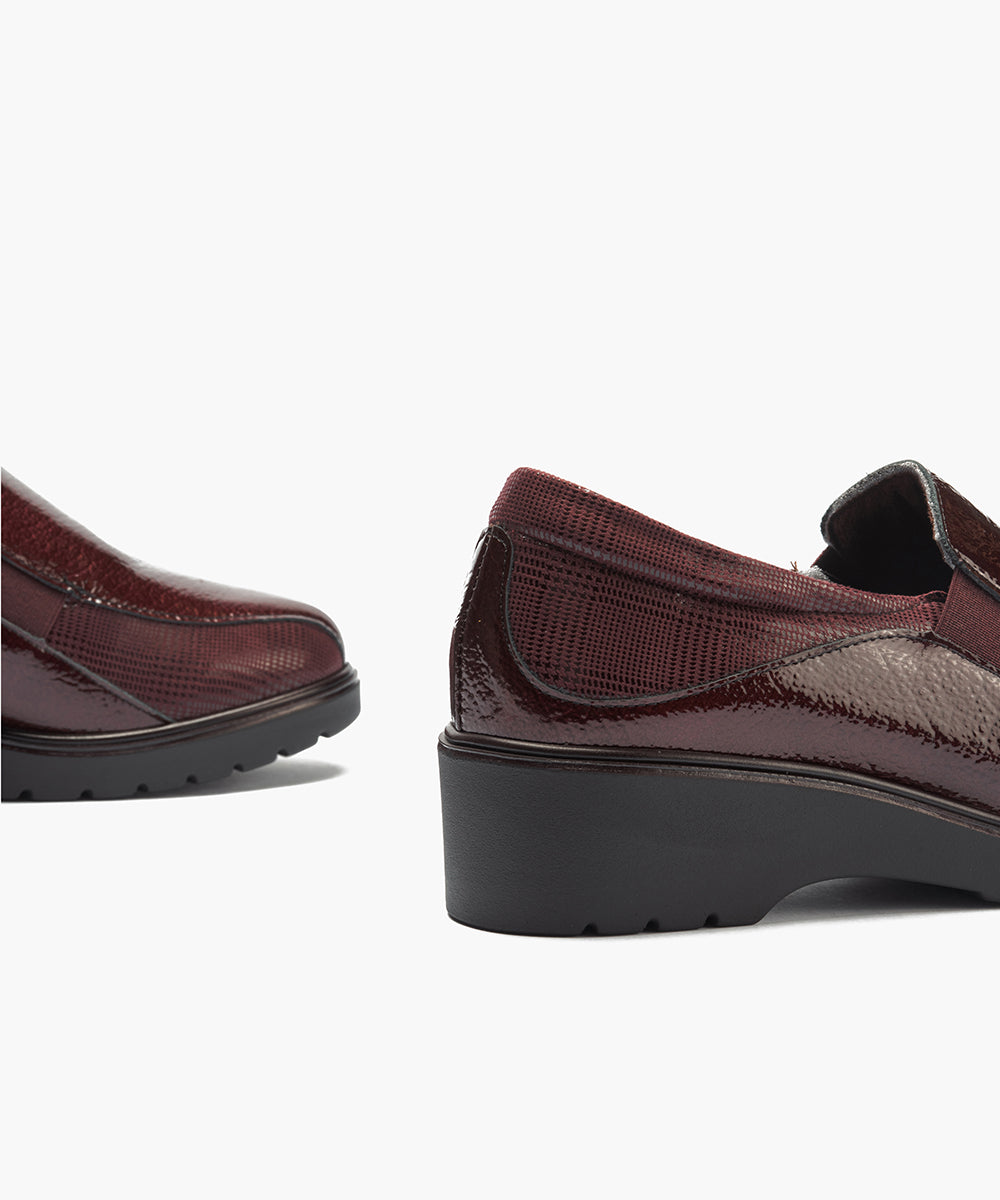 Gucci con elásticos combinado charol con lycra Burdeos