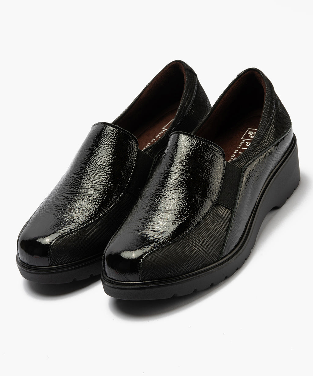 Gucci con elásticos combinado charol con lycra Negro
