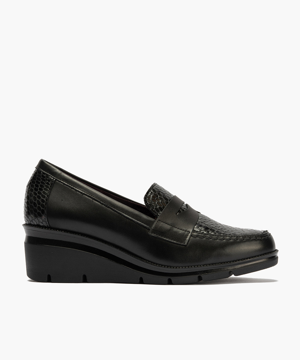 Mocasín combinado napa con serpiente charol Negro