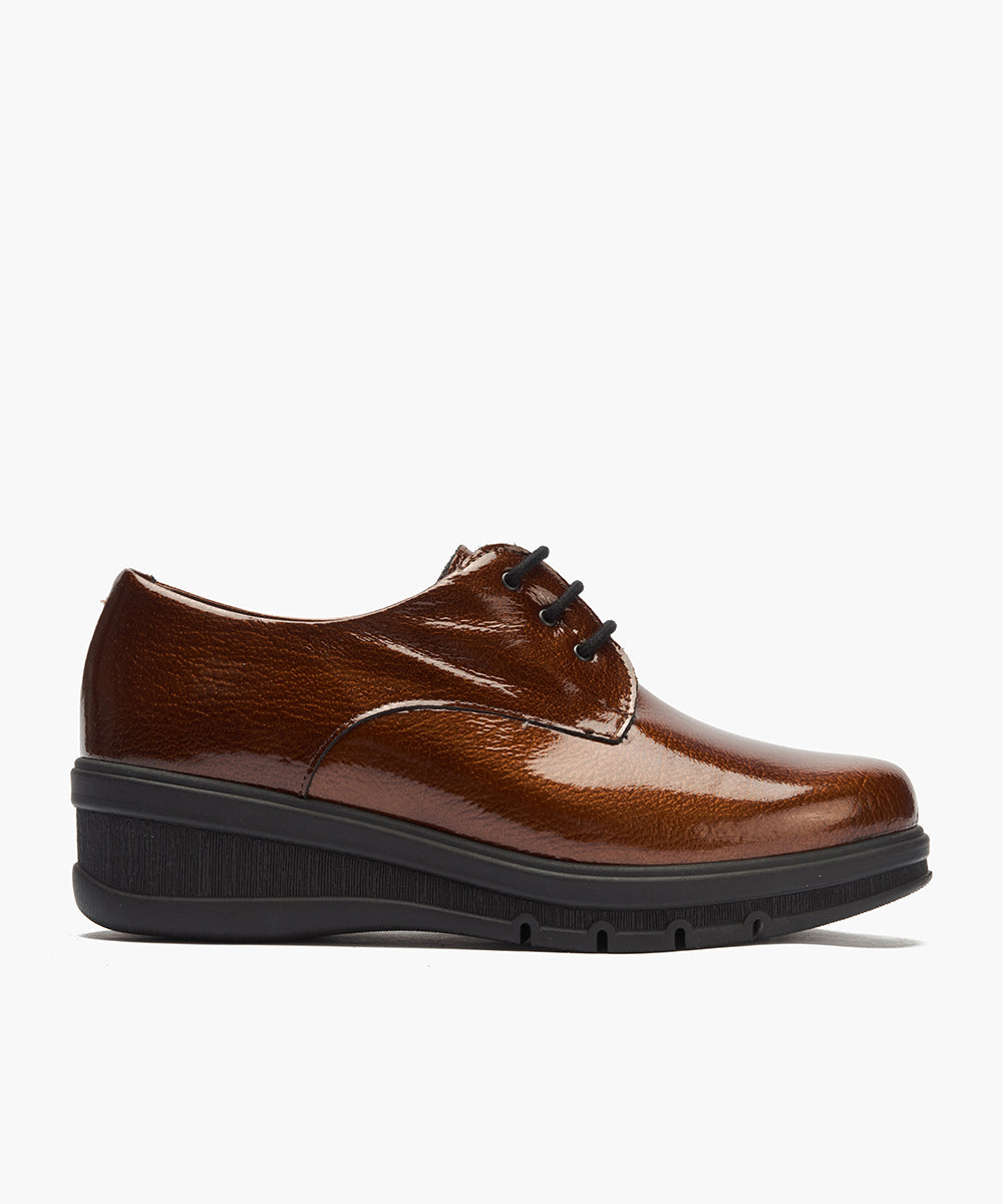 Blucher en Charol Cuero