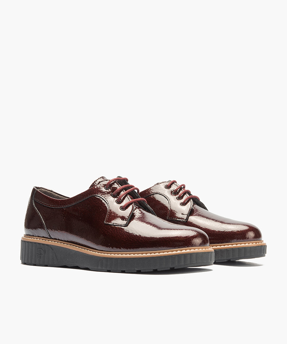 Blucher en Charol Burdeos