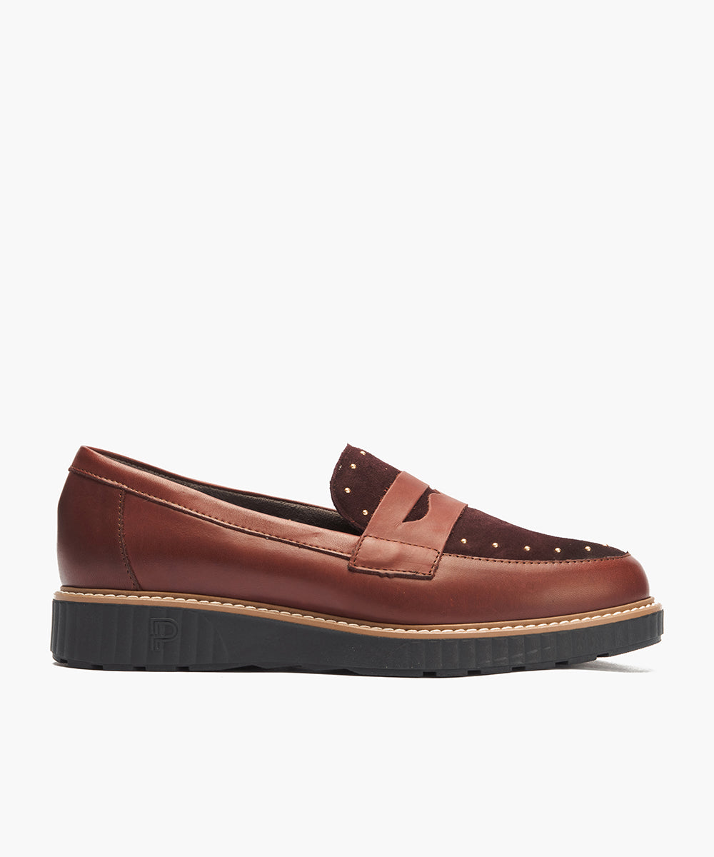 Mocasín tachas combinado napa con ante Burdeos