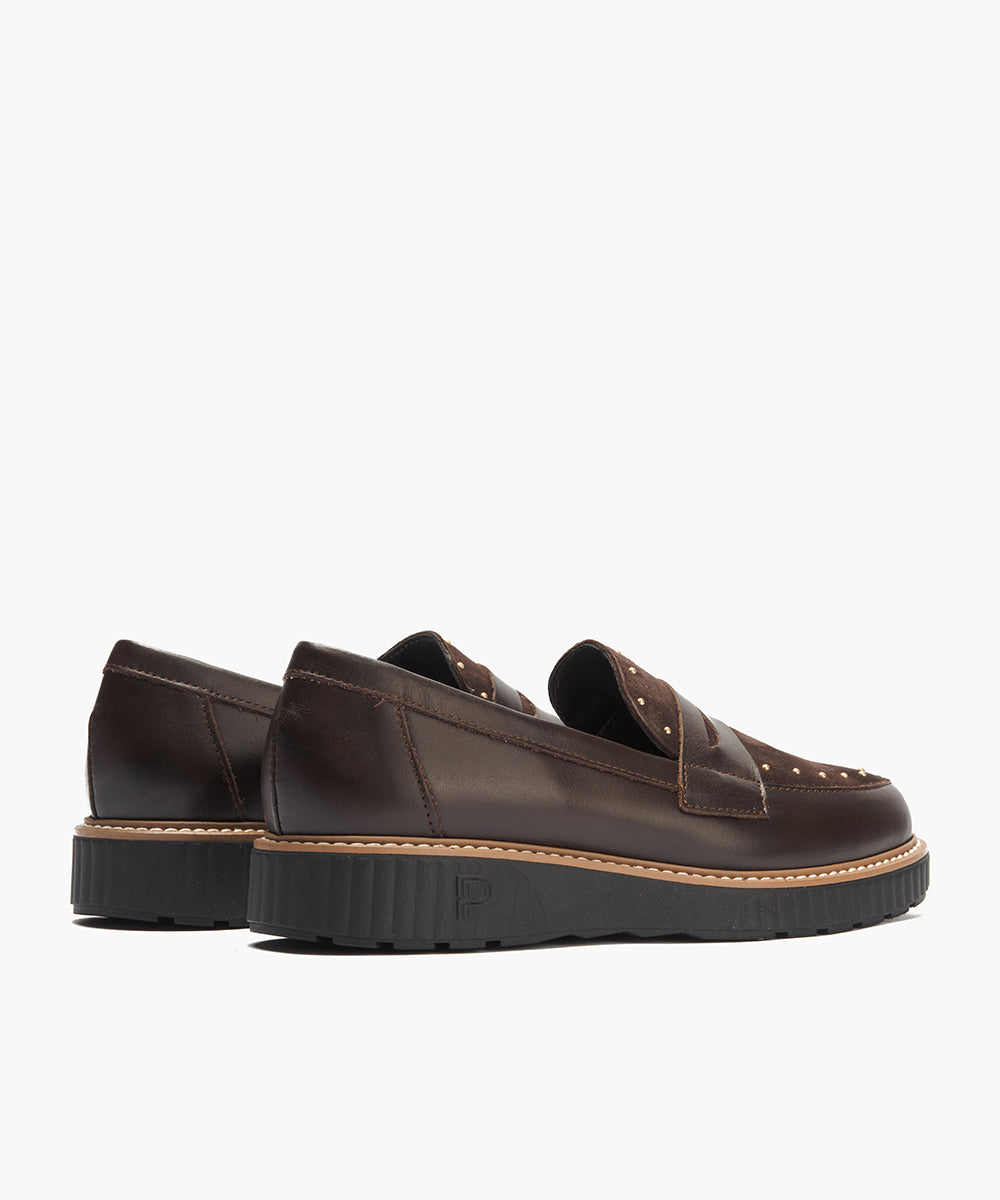 Mocasín tachas combinado napa con ante Marrón