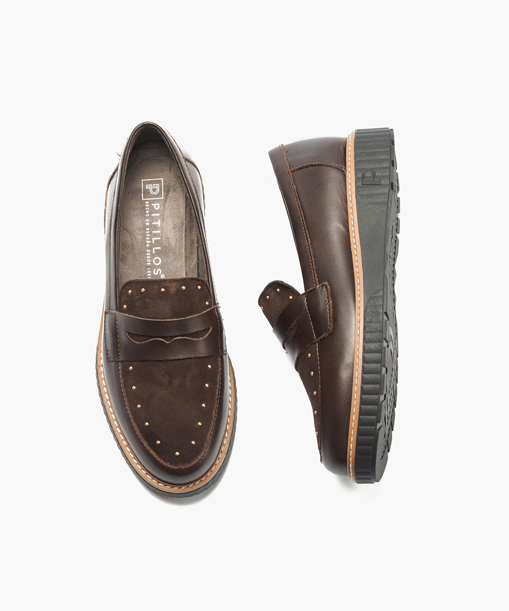 Mocasín tachas combinado napa con ante Marrón