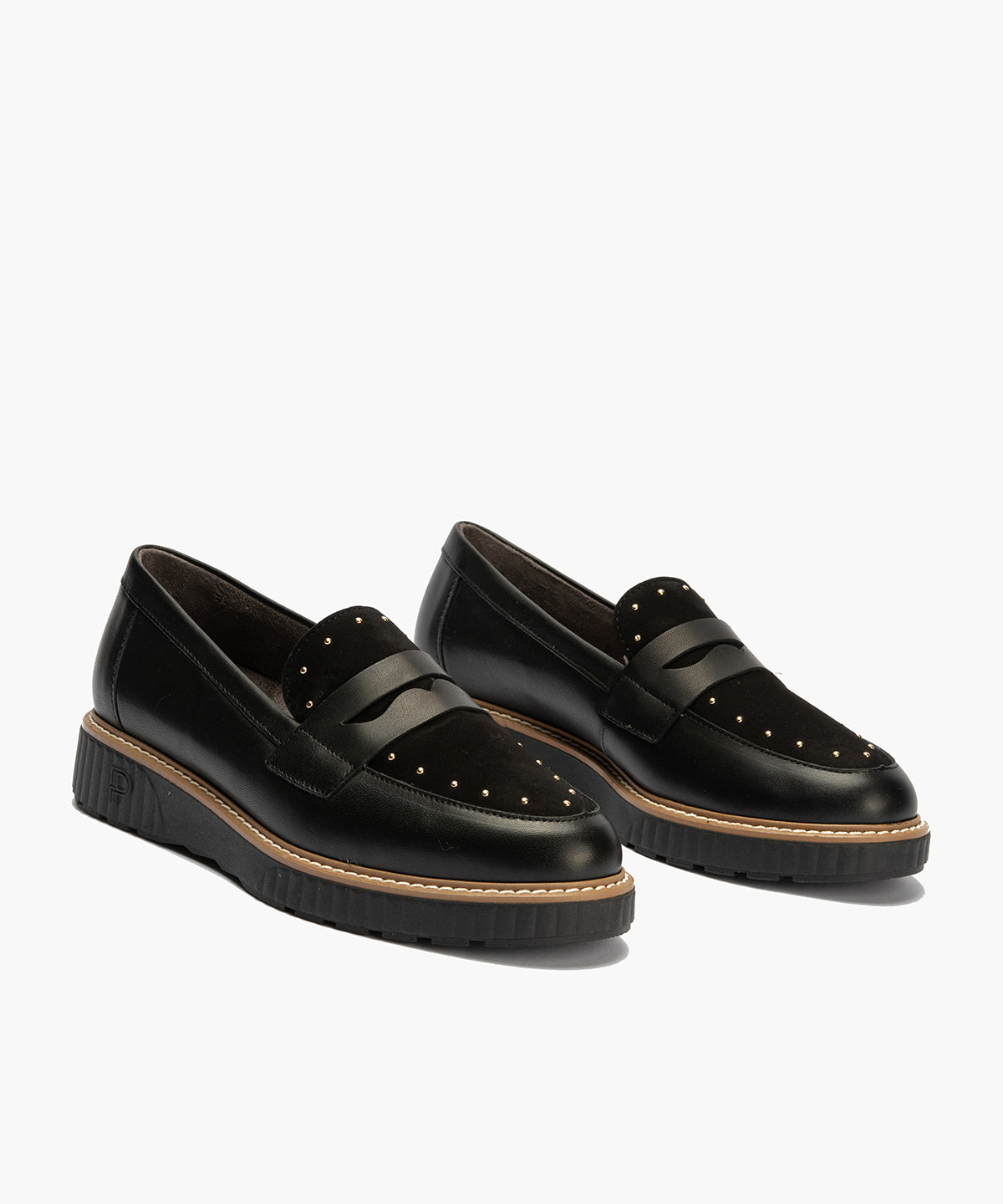 Mocasín tachas combinado napa con ante Negro