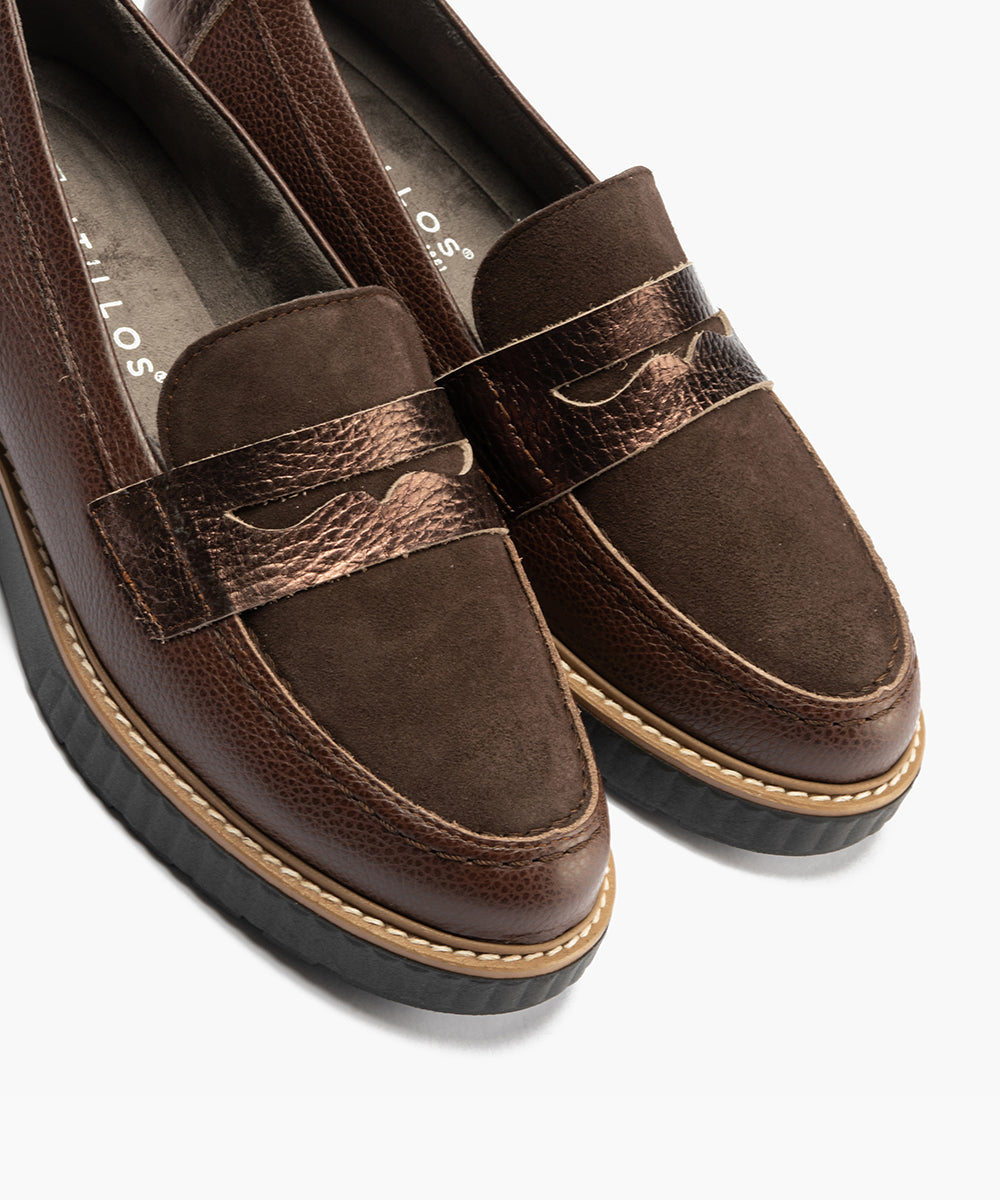 Mocasín antifaz combinado napa con ante y laminado Marrón