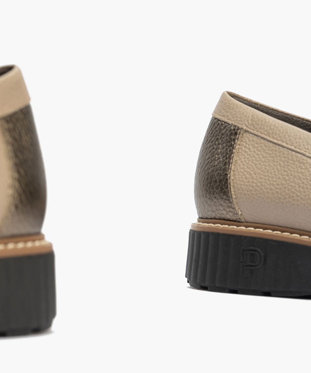 Mocasín antifaz combinado napa con ante y laminado Topo