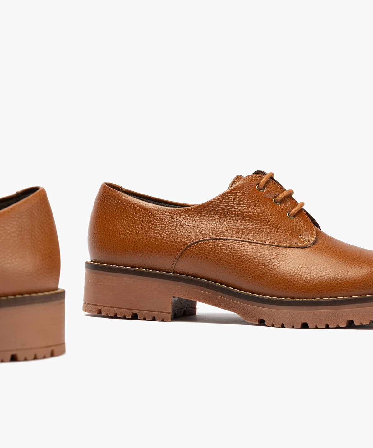 Blucher en napa con grano Cuero