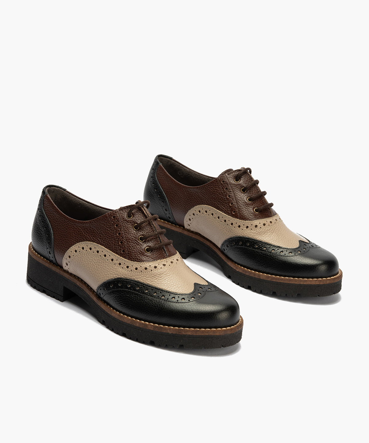 Inglés en napa con grano combinado tricolor Negro-Topo-Marrón