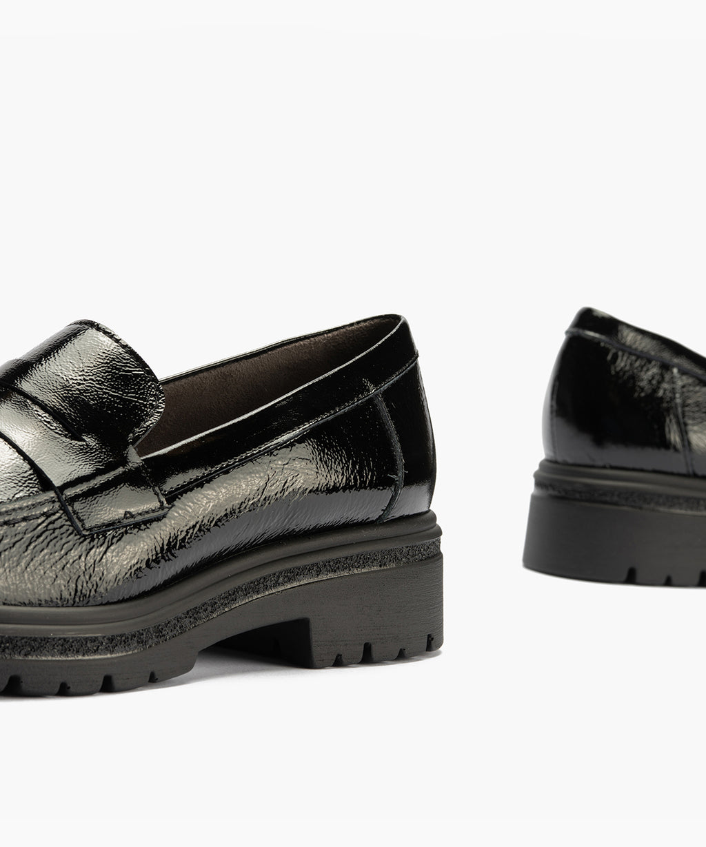 Mocasín antifaz en charol Negro