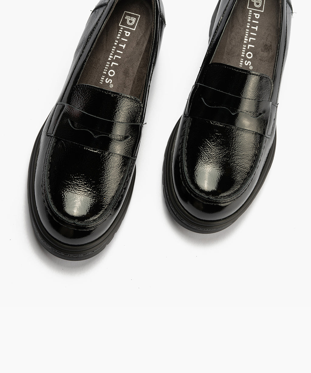 Mocasín antifaz en charol Negro