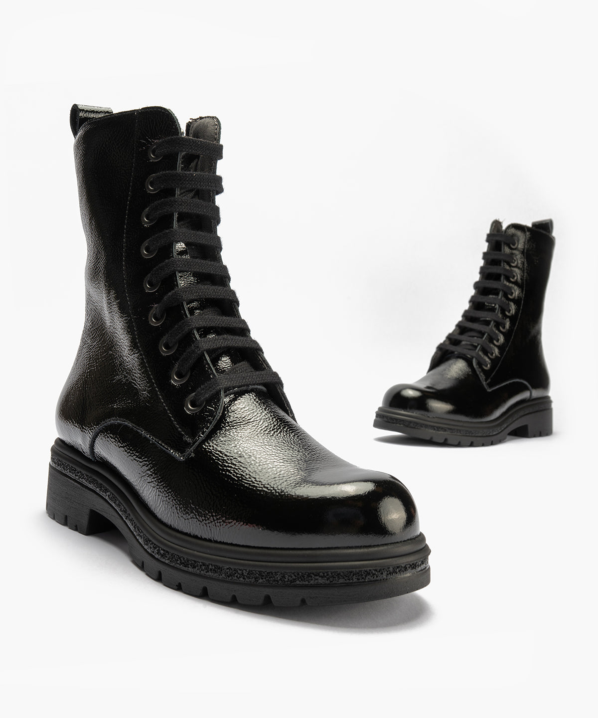 Bota militar en charol con cremallera Negro