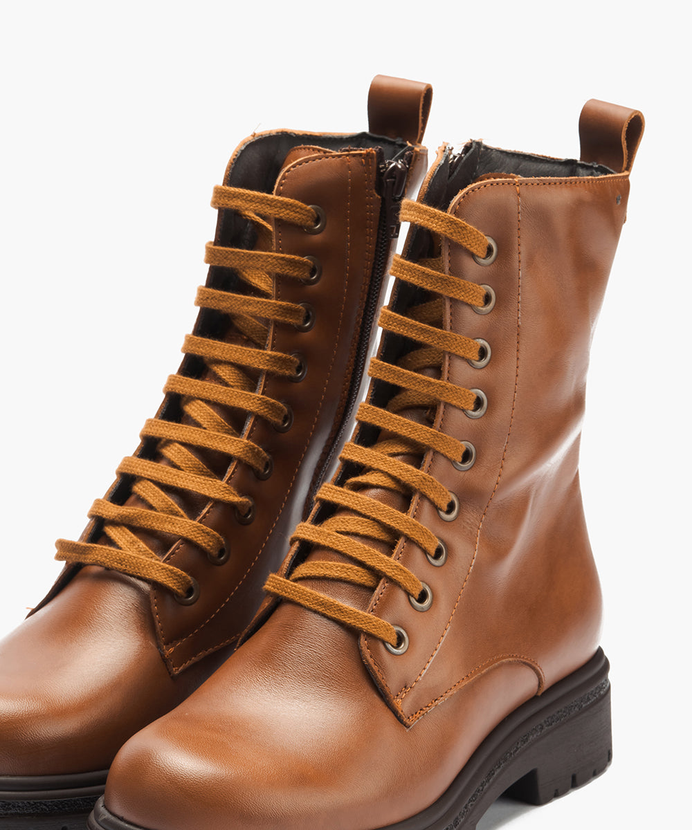 Bota militar en napa con cremallera Cuero