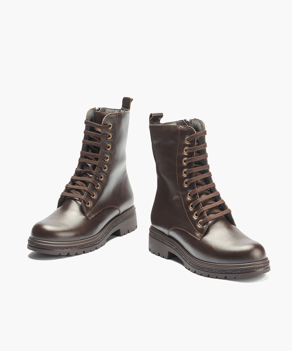 Bota militar en napa con cremallera Marrón