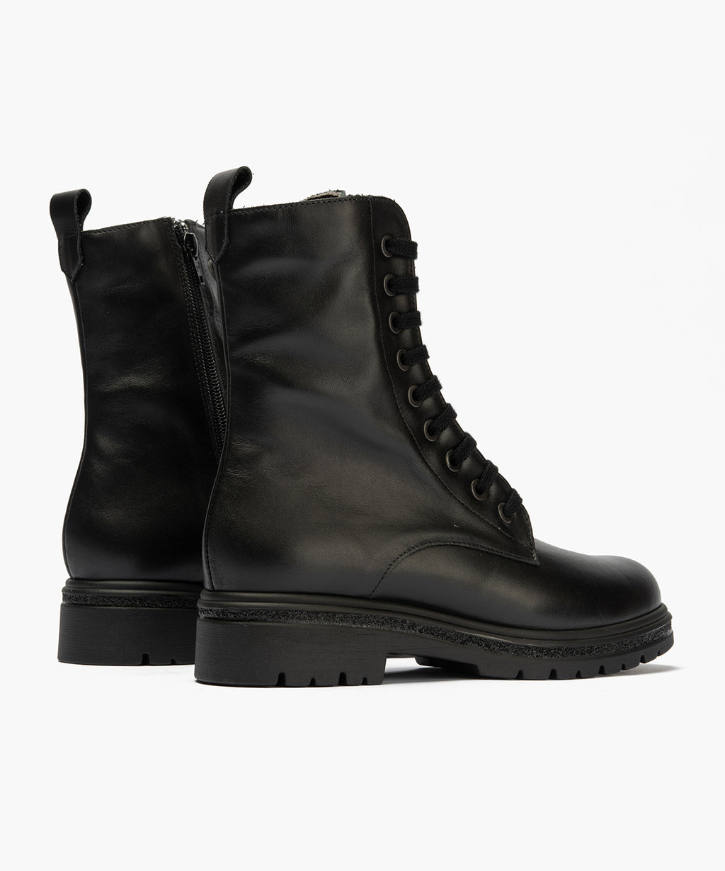 Bota militar en napa con cremallera Negro