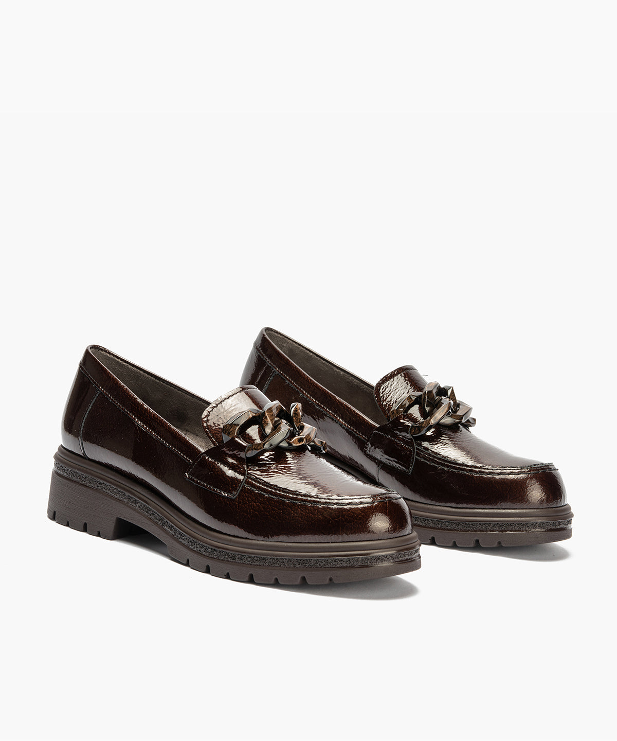 Mocasín en charol con adorno Marrón